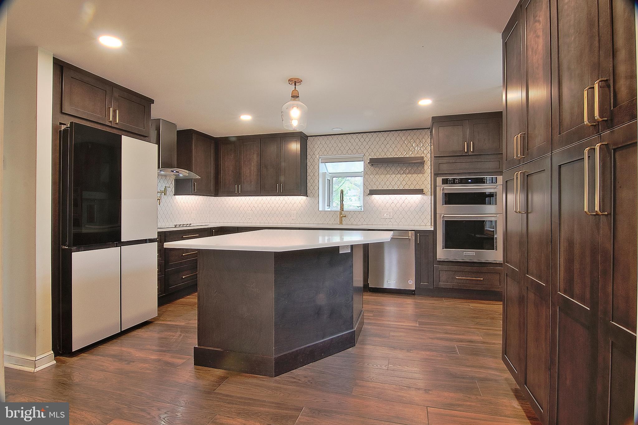 951 Grosstown Road Stowe, PA 19464 - Photo 6 of 34 Gorgeous Upgraded Kitchen