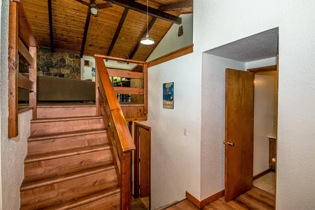 $475,000 | 25 Linderhof Strauss Road, Glen, NH 03838