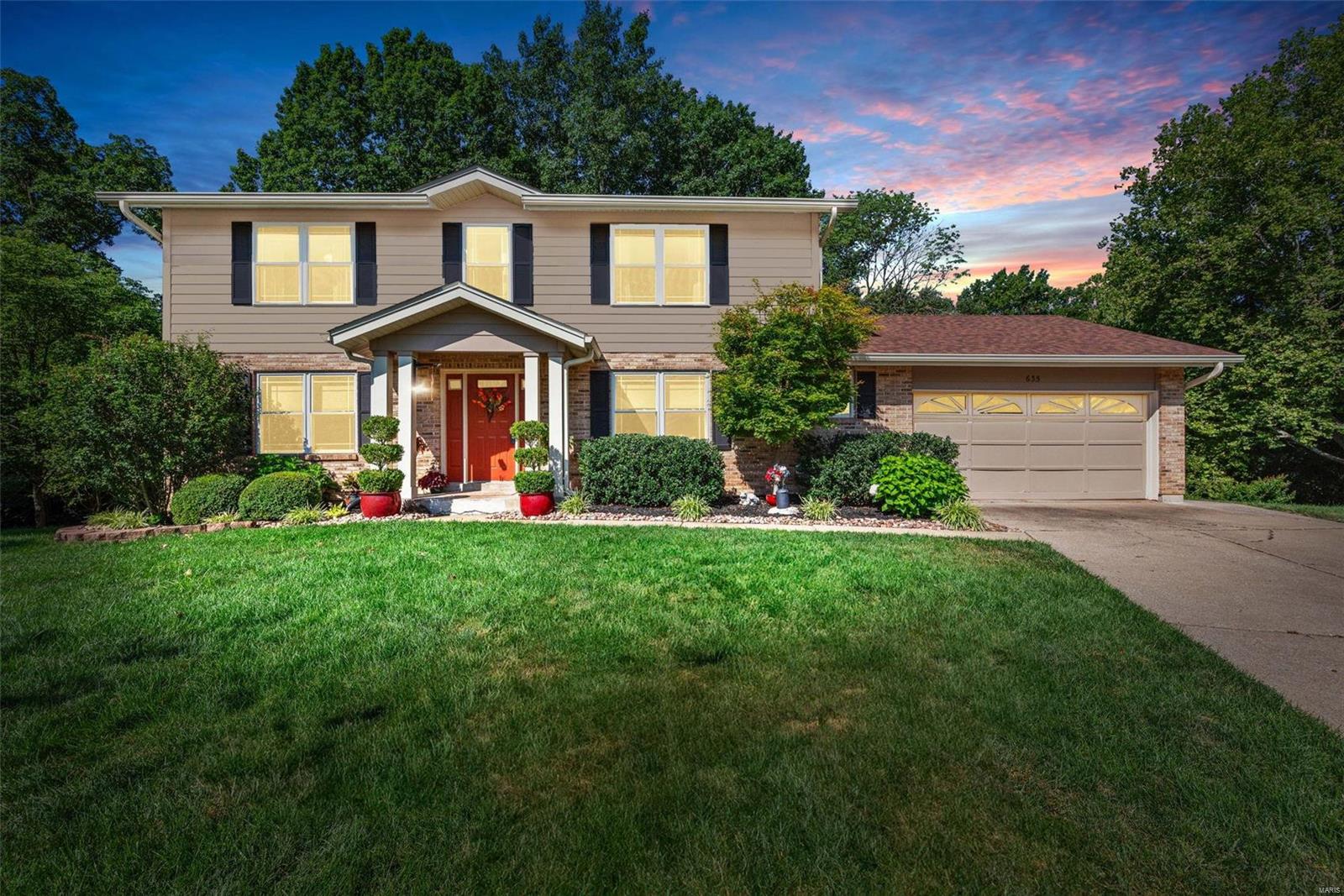 635 River Bend Estates Drive St. Charles, MO 63303 - Photo 1 of 46