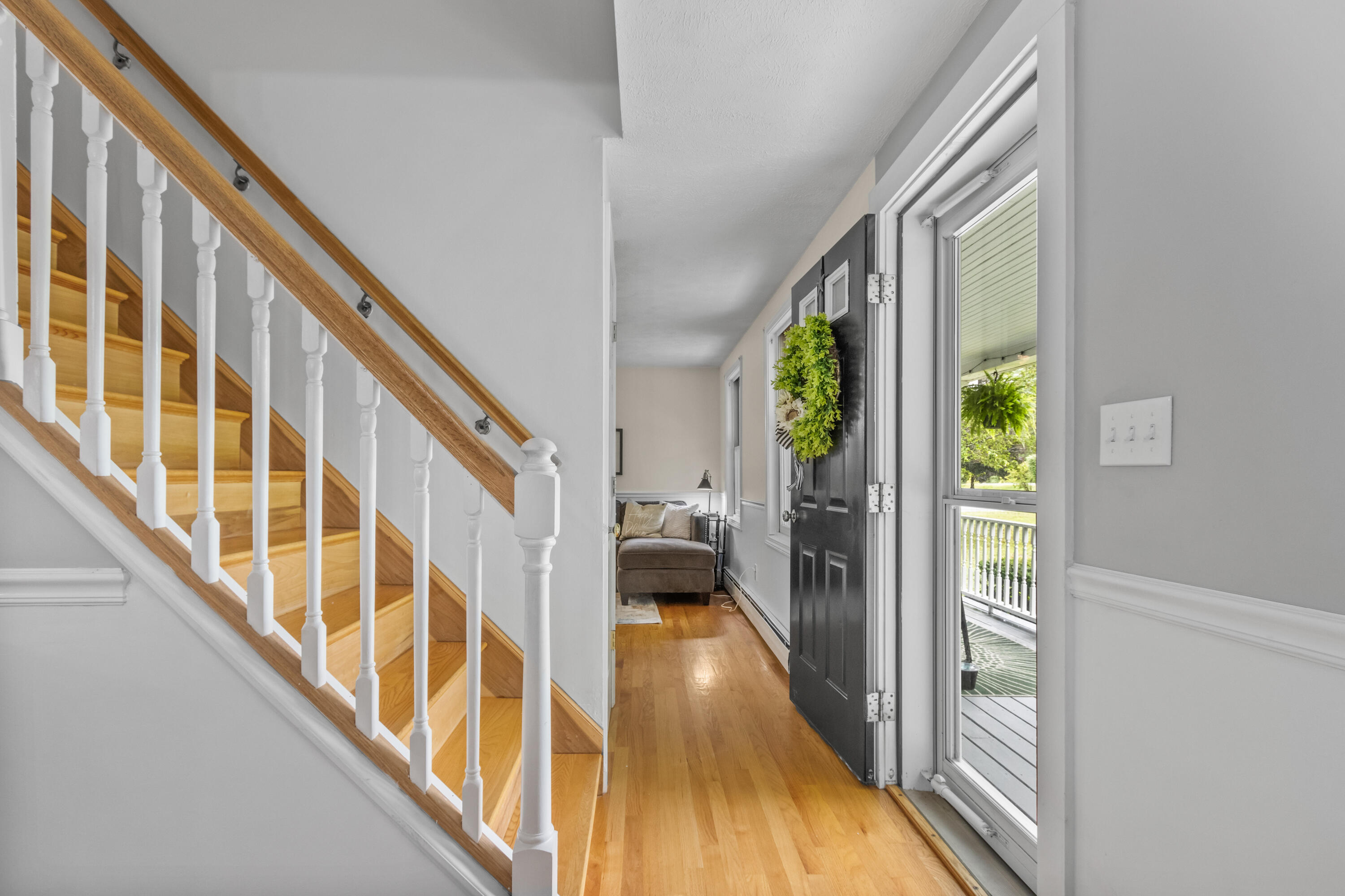 15 South Ridge Drive Standish, ME 04084 - Photo 17 of 56 Stairwell
