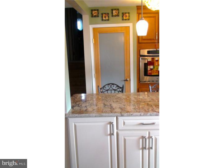 263 Lawrence Road Broomall, PA 19008 - Photo 12 of 25
