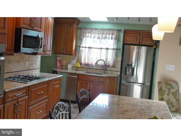 263 Lawrence Road Broomall, PA 19008 - Photo 8 of 25