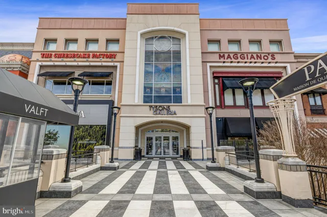 $1,375,000 | 7802 Birnam Wood Drive, McLean, VA 22102