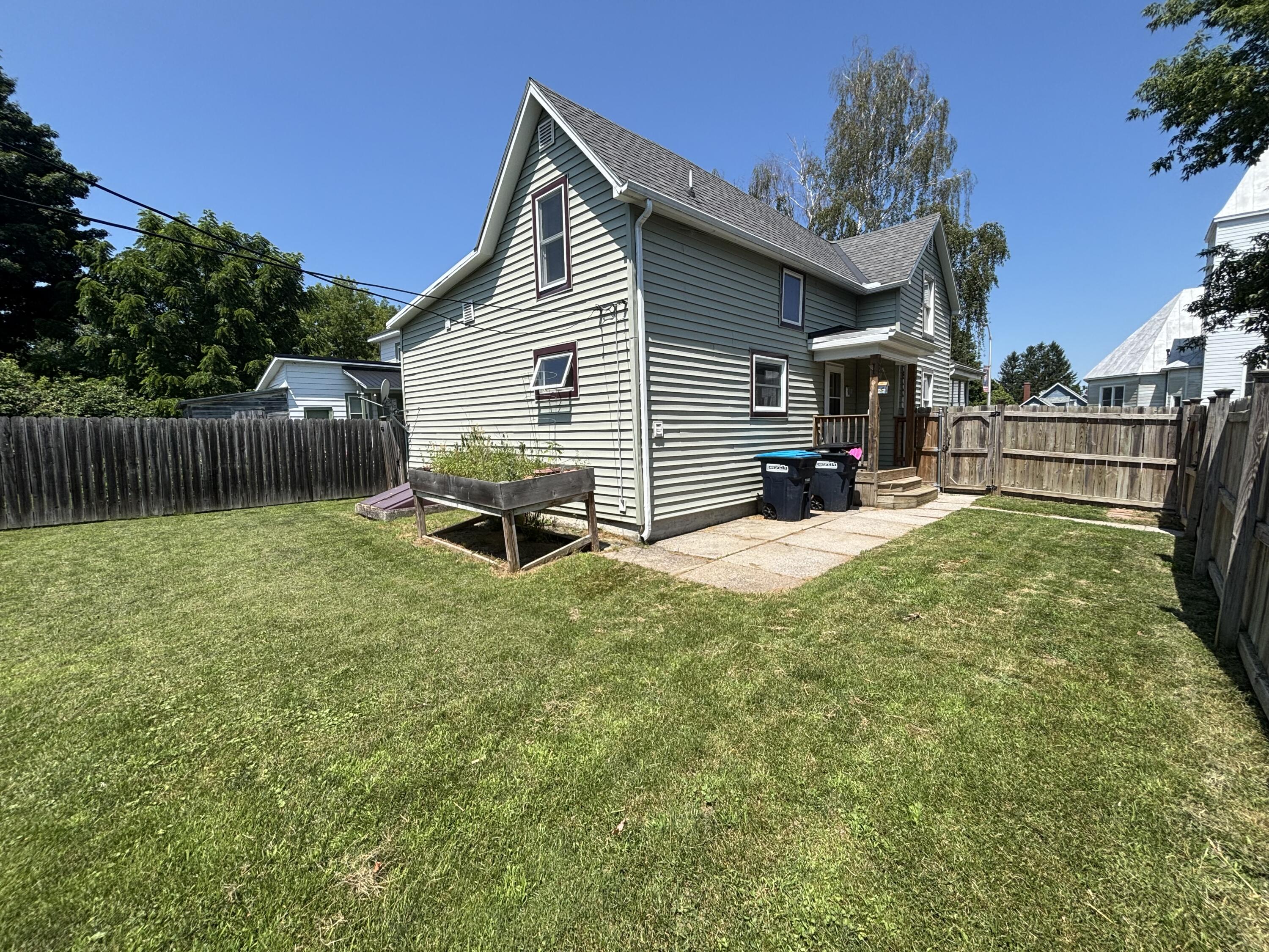 53 Washington Avenue Rouses Point, NY 12979 - Photo 5 of 24
