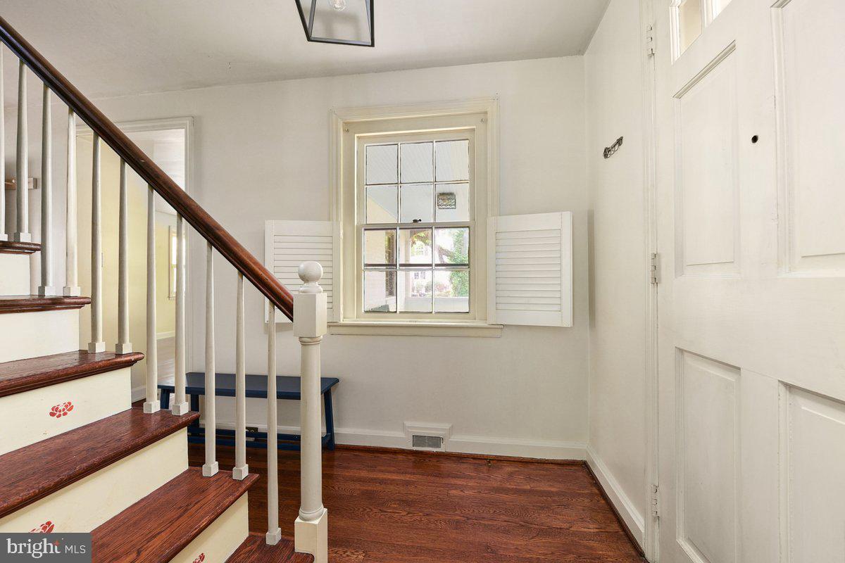 100 Rodney Road Dover, DE 19901 - Photo 2 of 29