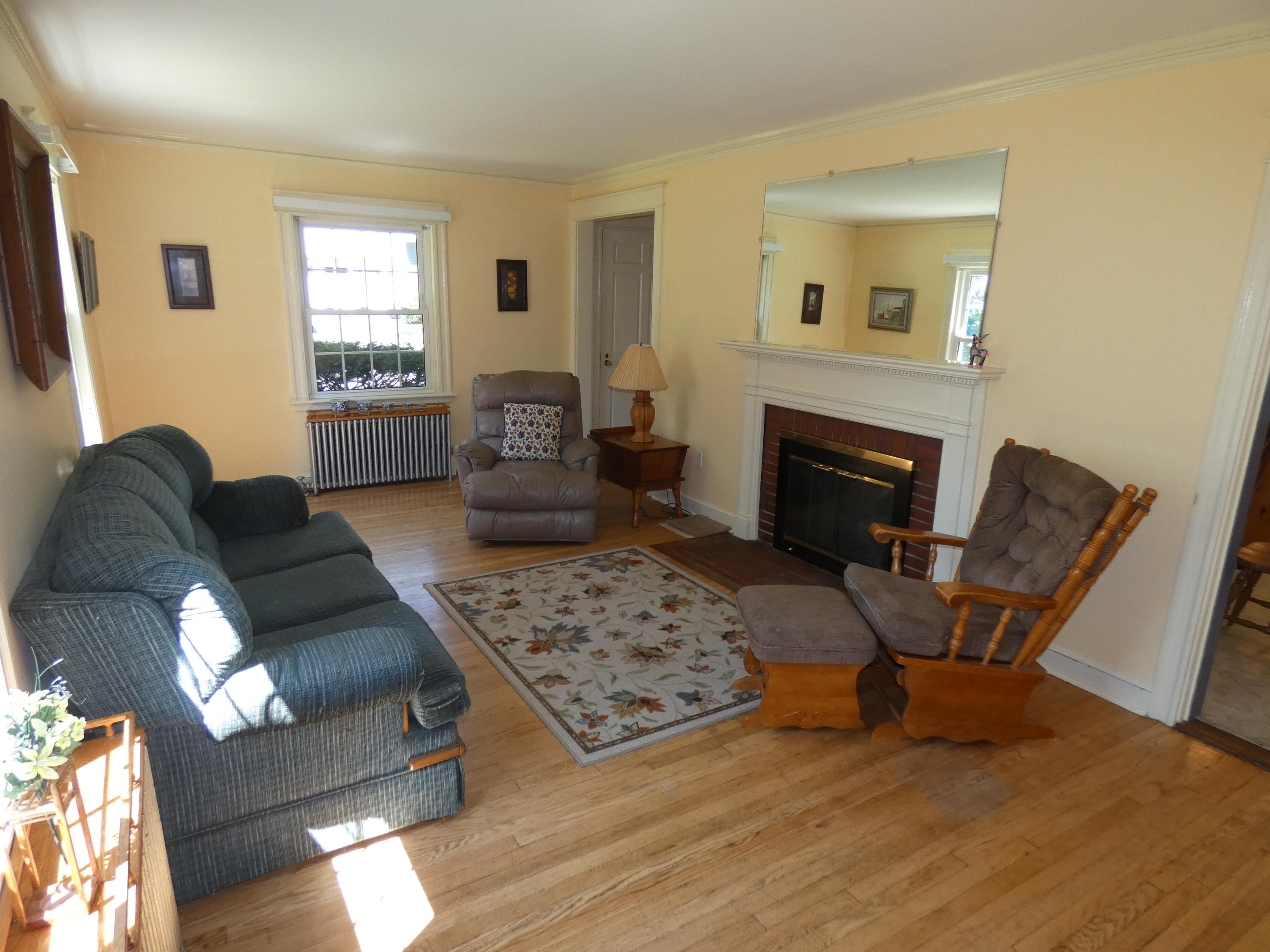26 Sylvan Road South Portland, ME 04106 - Photo 9 of 31 Living Room