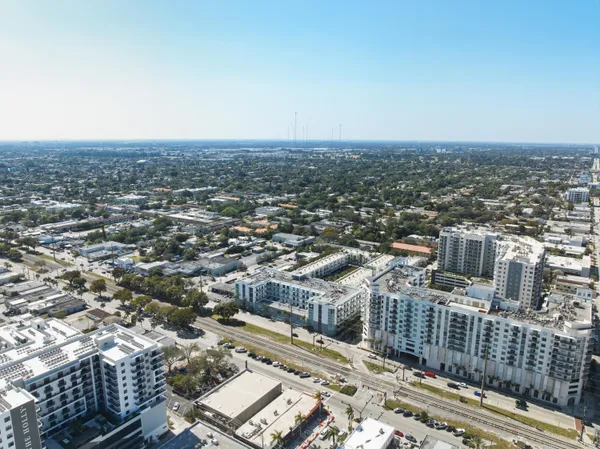 $2,500 | 2100 Van Buren Street, Unit 510, Hollywood, FL 33020
