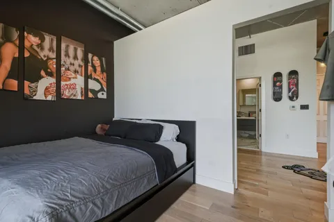 $2,500 | 2100 Van Buren Street, Unit 510, Hollywood, FL 33020