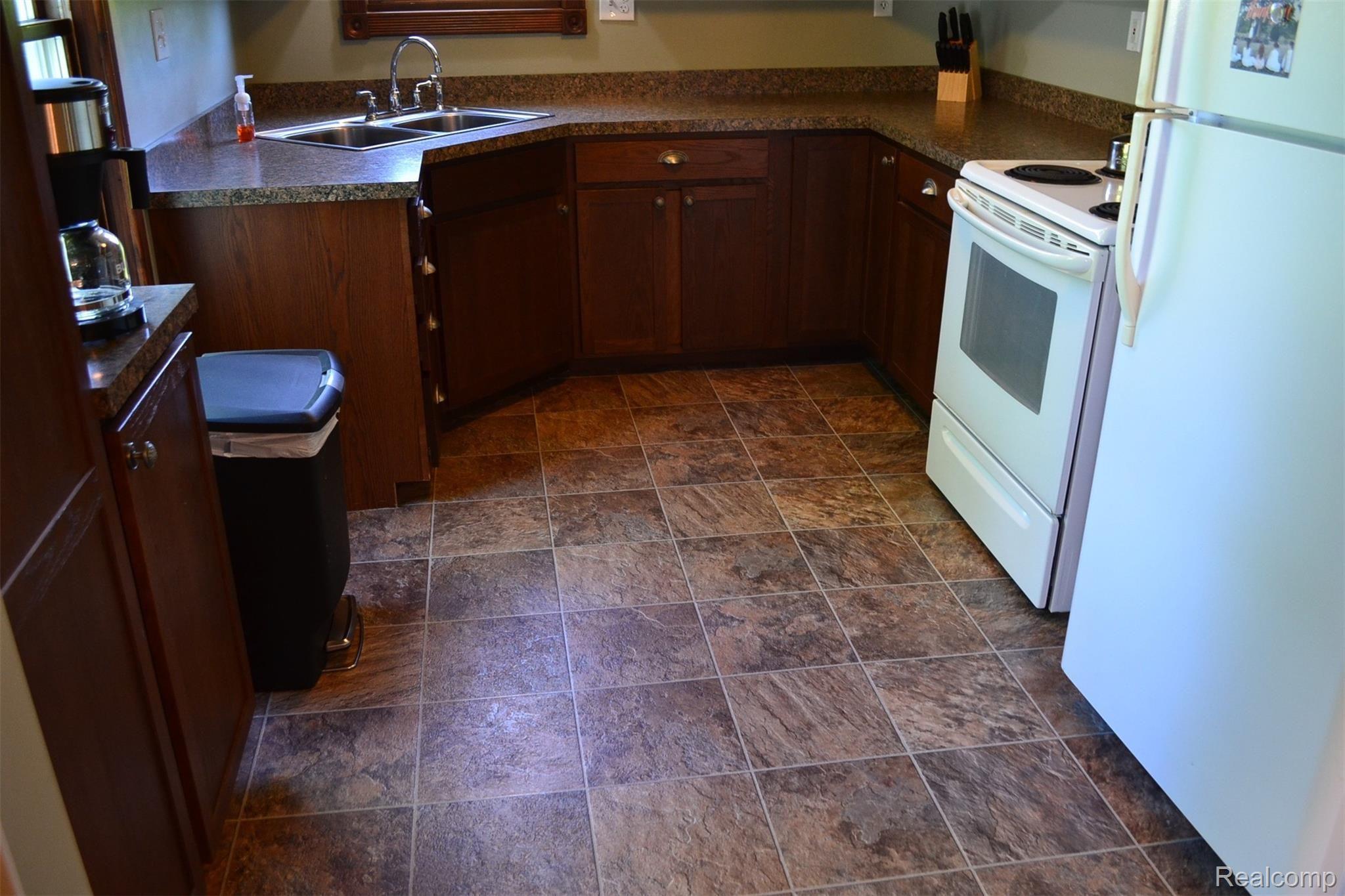 14305 Dempsey Road St. Charles, MI 48655 - Photo 11 of 58 DSC_1271.JPG