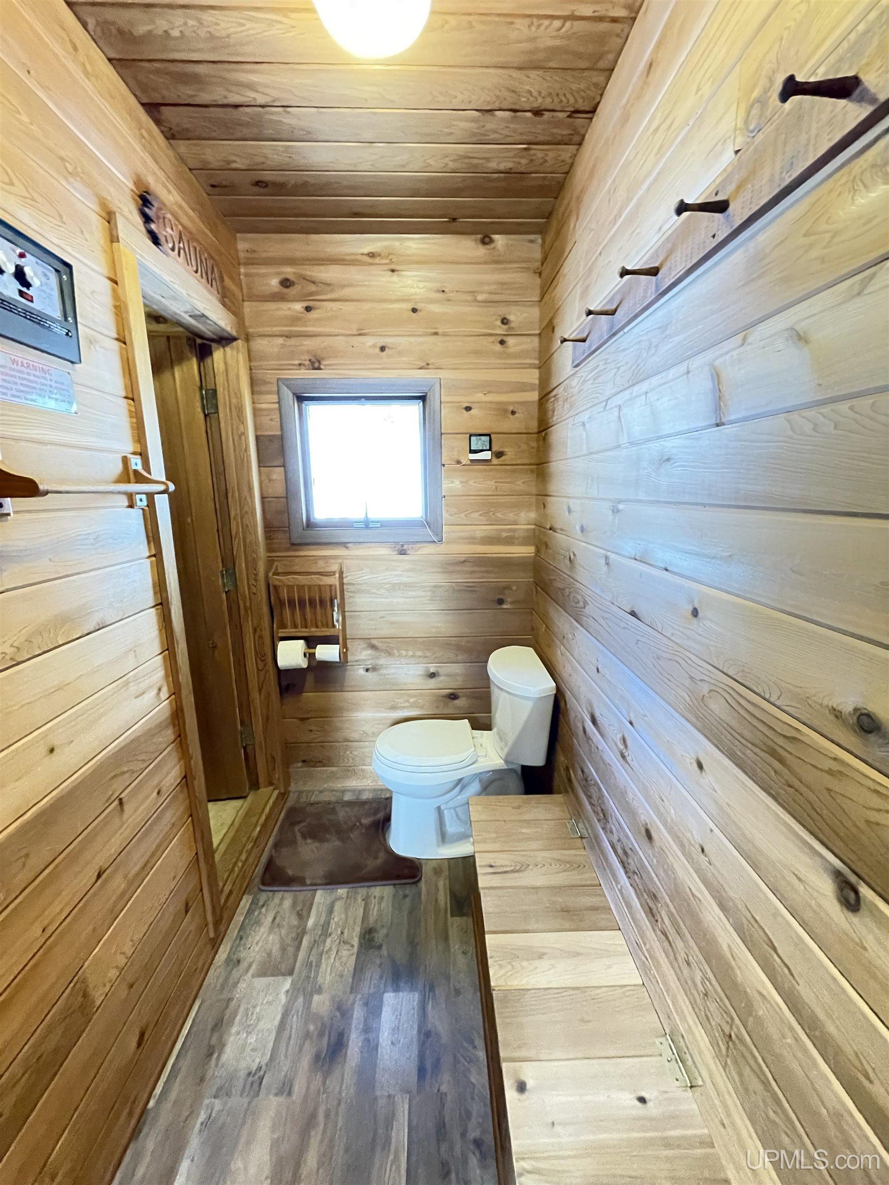 615 North Camp Road Ishpeming, MI 49849 - Photo 20 of 49
