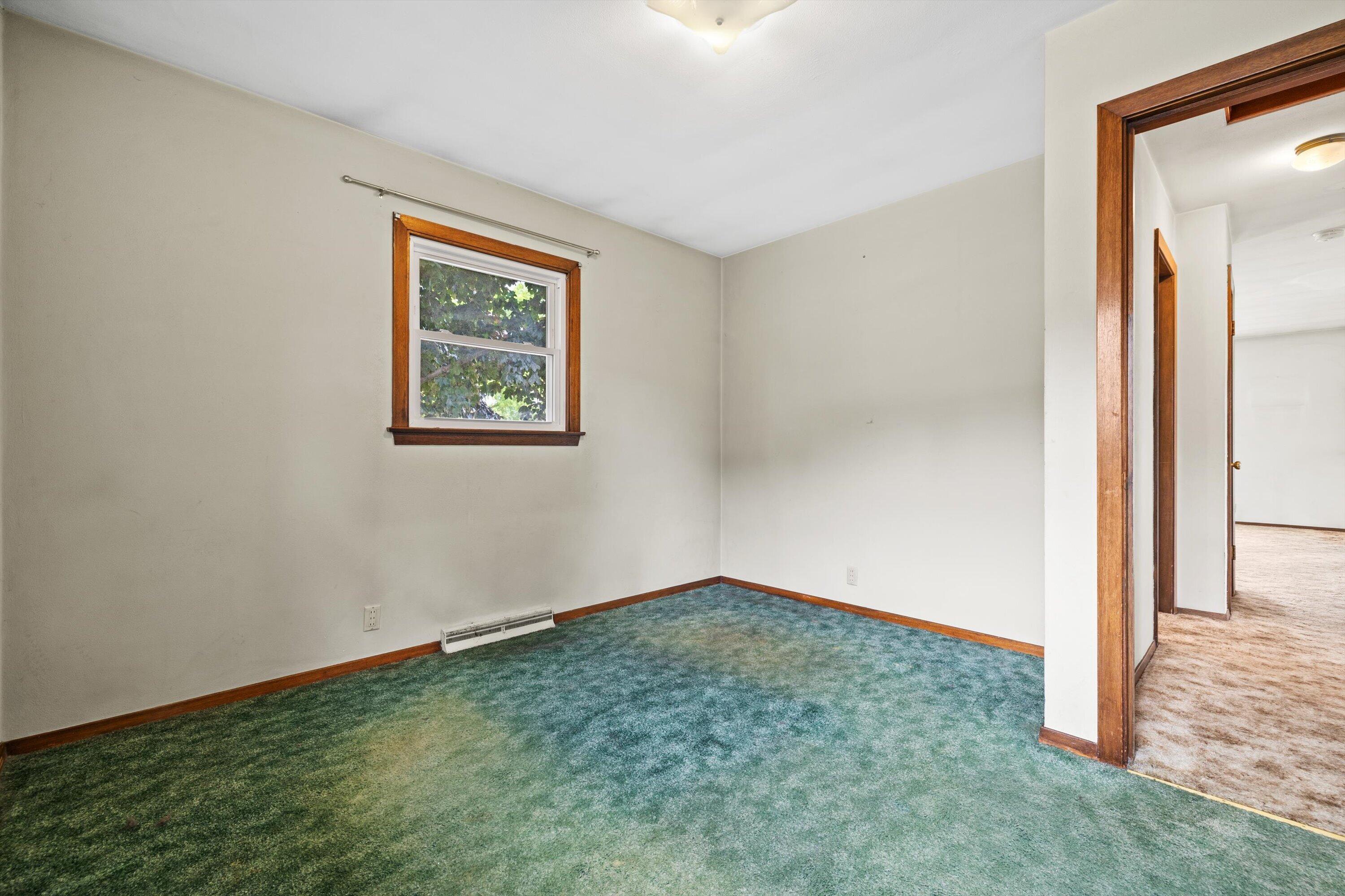 1815 Jupiter Avenue Racine, WI 53404 - Photo 12 of 34 Main Bedroom 1
