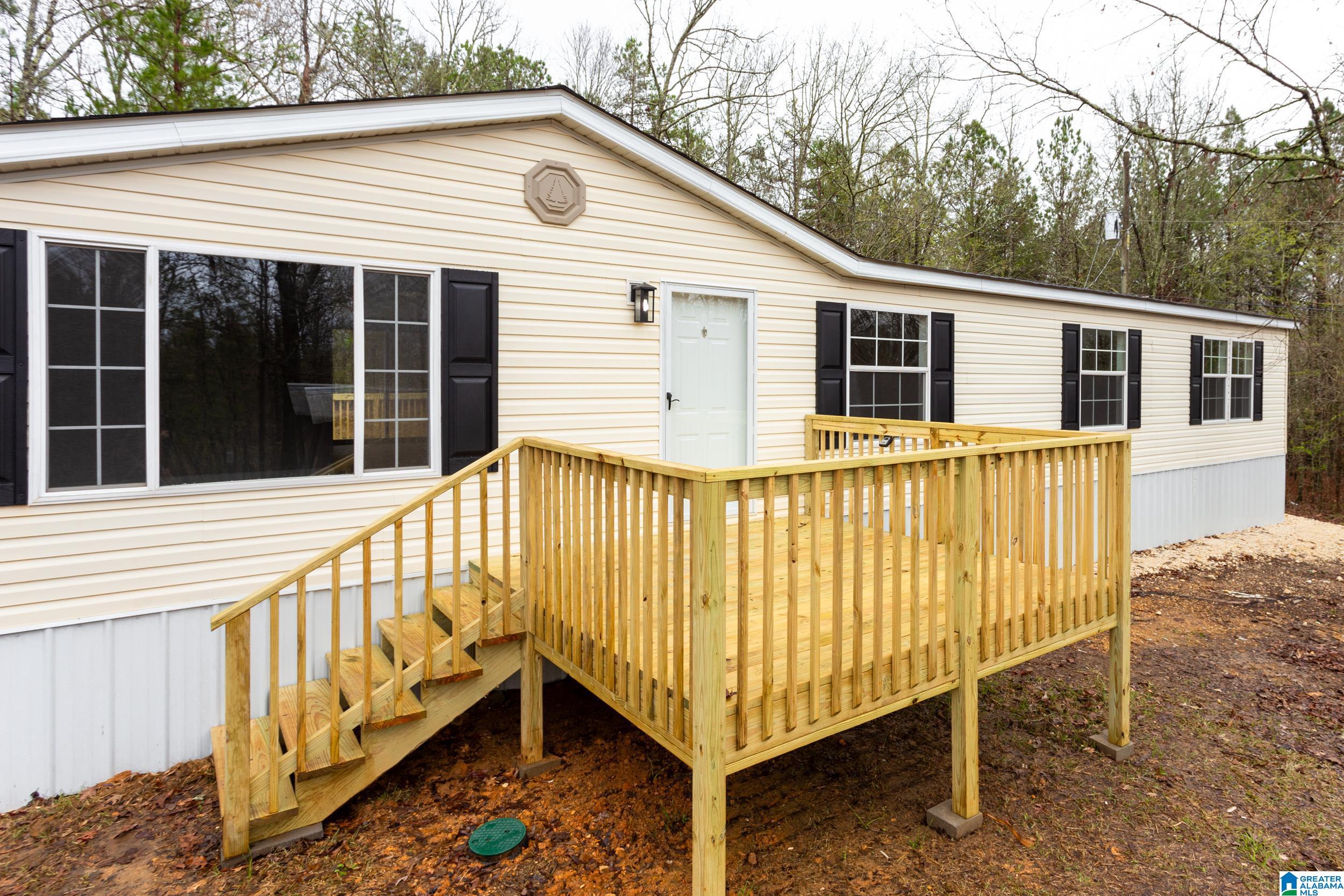 479 Old Creek Road Ohatchee, AL 36271 - Photo 4 of 38