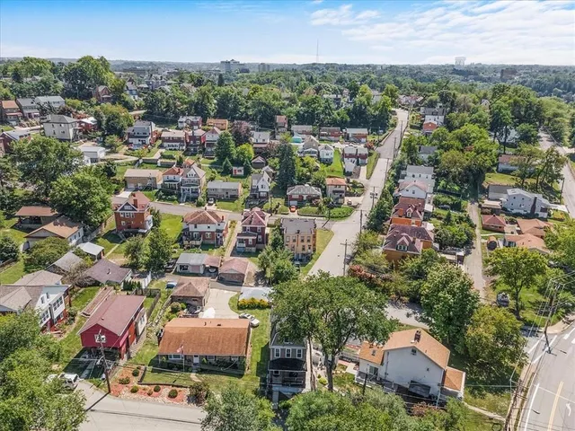 $225,000 | 1329 Colescott Street, Pittsburgh, PA 15205