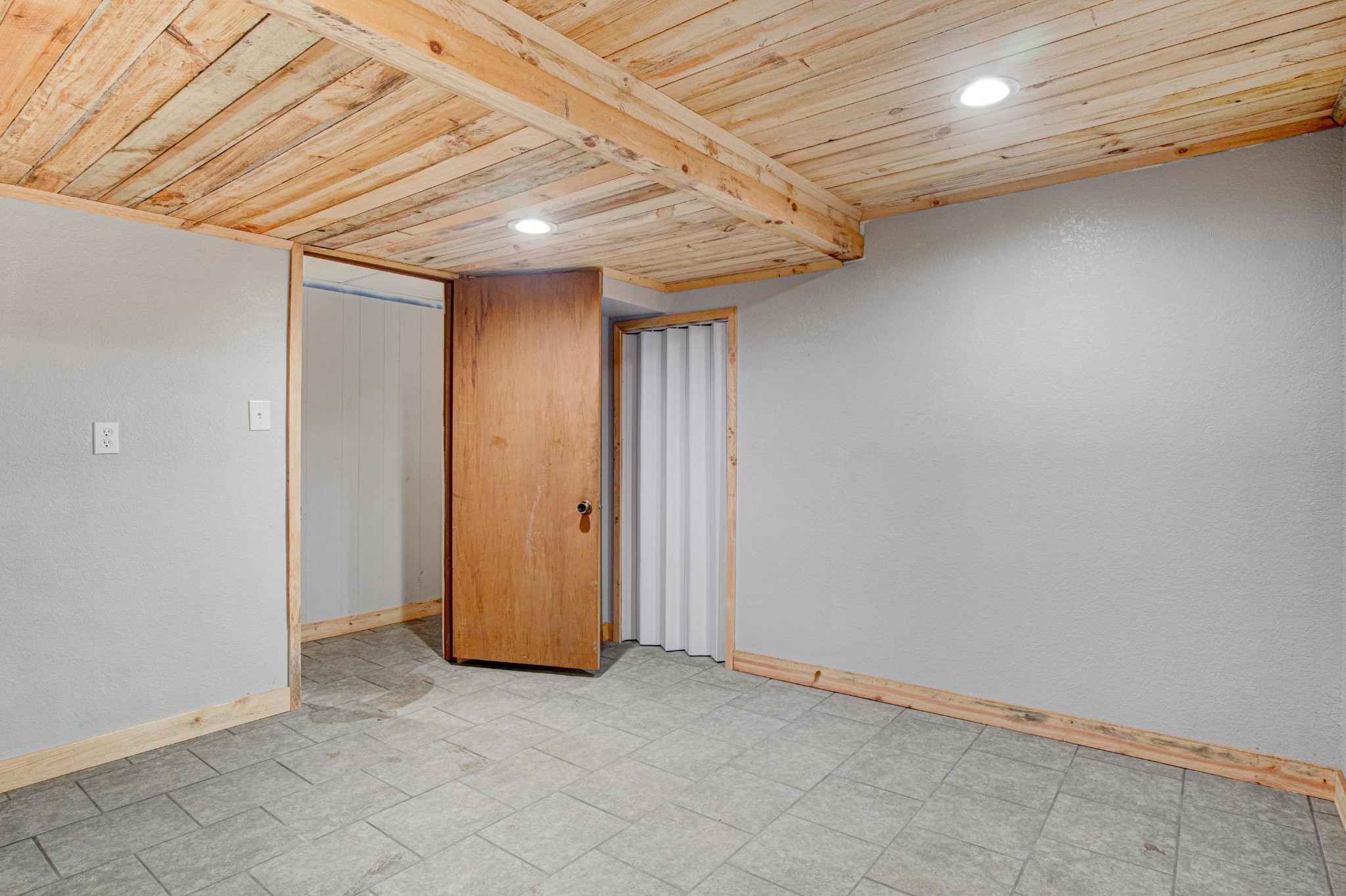 410 Hen Valley Road Oliver Springs, TN 37840 - Photo 13 of 16 Gallery Image 13