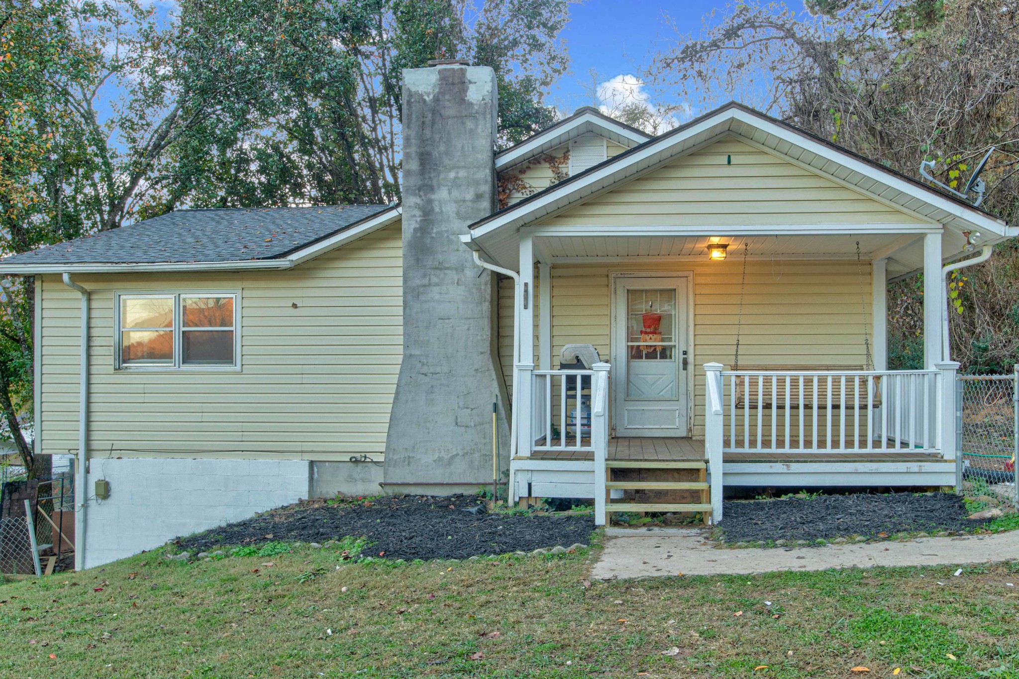 410 Hen Valley Road Oliver Springs, TN 37840 - Photo 3 of 16 Gallery Image 3