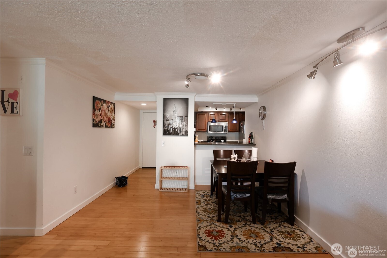 611 Southwest 5th Court, Unit A407 Renton, WA 98057 - Photo 3 of 11 Gallery Image 3