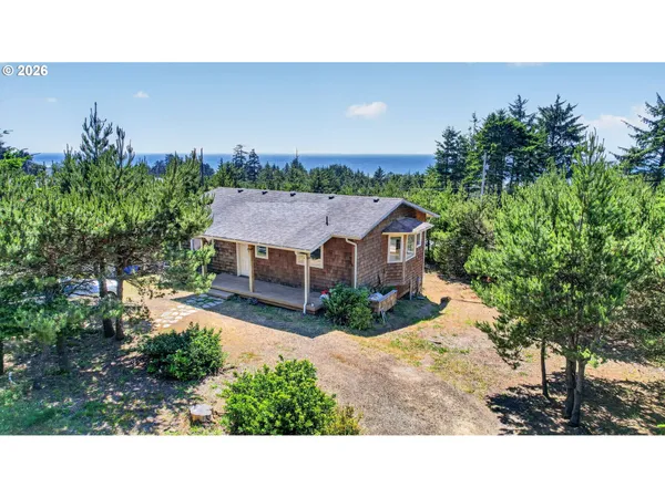 $430,000 | 1902 Northwest Cedar Crest Place, Waldport, OR 97394