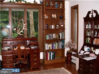 2844 Hill Road Green Lane, PA 18054 - Photo 3 of 12 Office / Study