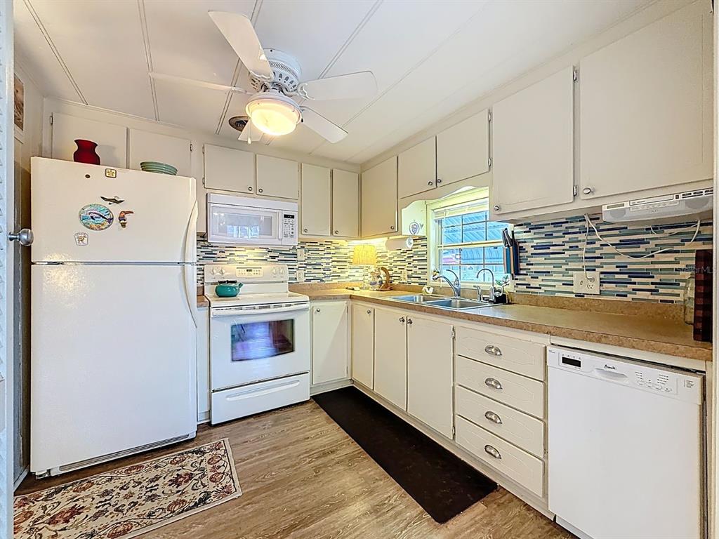11076 100th Street, Unit 41 Largo, FL 33773 - Photo 12 of 35