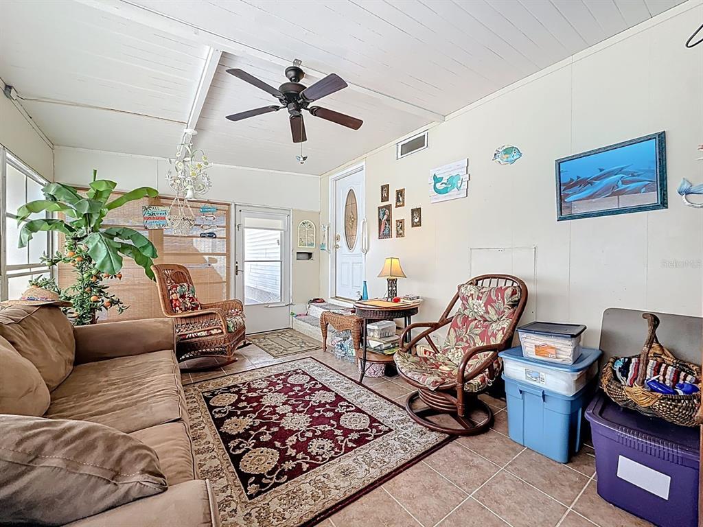 11076 100th Street, Unit 41 Largo, FL 33773 - Photo 5 of 35