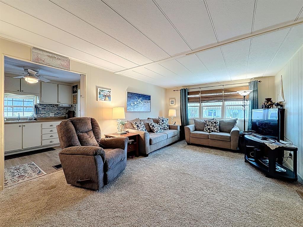 11076 100th Street, Unit 41 Largo, FL 33773 - Photo 6 of 35