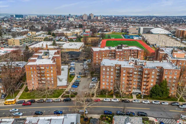 $215,000 | 144-55 Melbourne Avenue, Unit 4A | Kew Gardens Hills