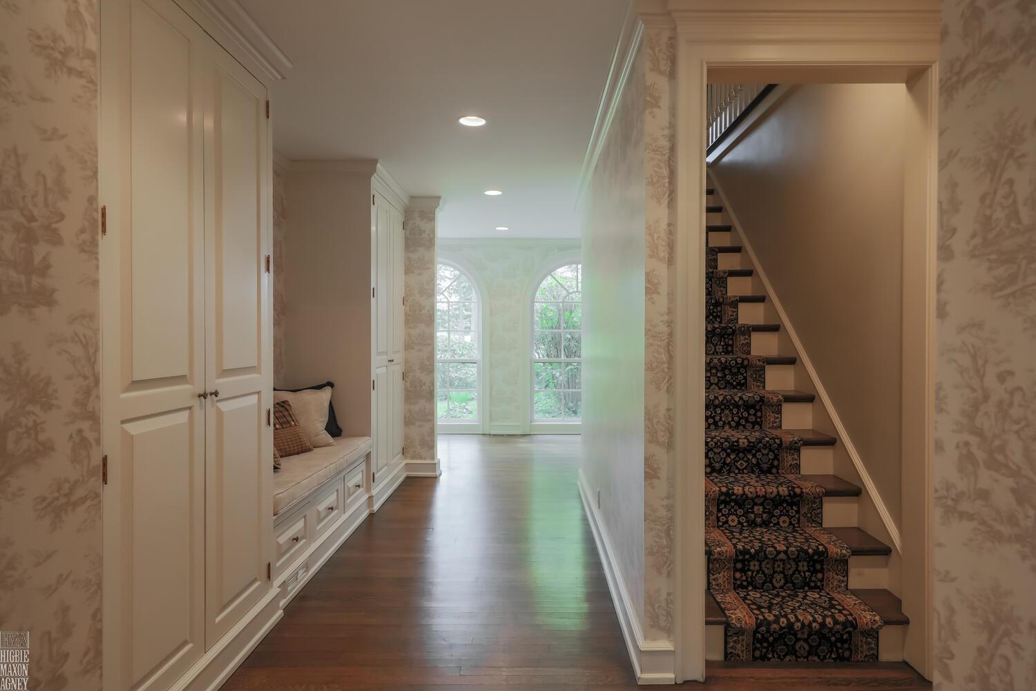 180 Provencal Road Grosse Pointe, MI 48236 - Photo 29 of 99 50142125-c2a099d3-5944-4cf4-91a5-9b095b3e6298.JPG