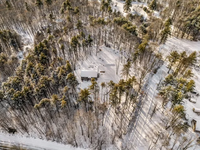 $449,000 | 136 Mountain Road, Raymond, ME 04071