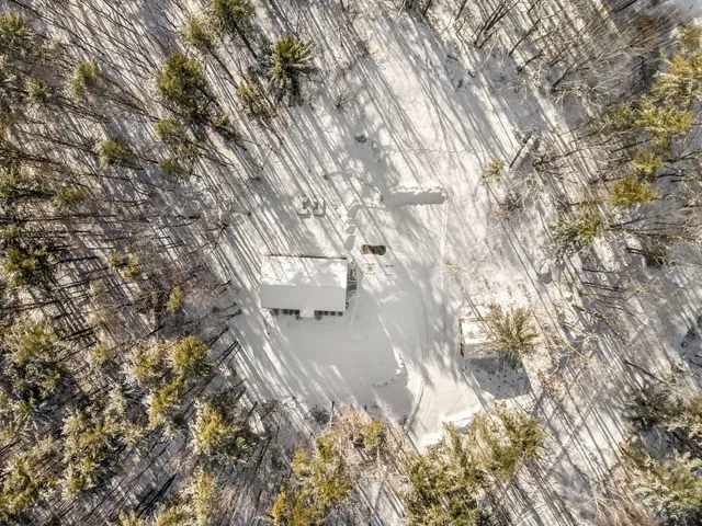 $449,000 | 136 Mountain Road, Raymond, ME 04071