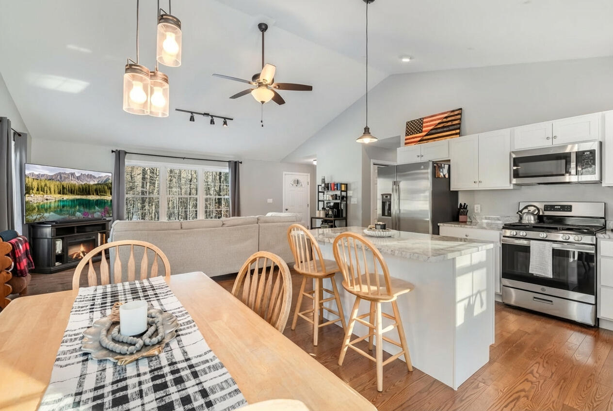 136 Mountain Road Raymond, ME 04071 - Photo 20 of 36 21-web-or-mls-136-mountain-rd