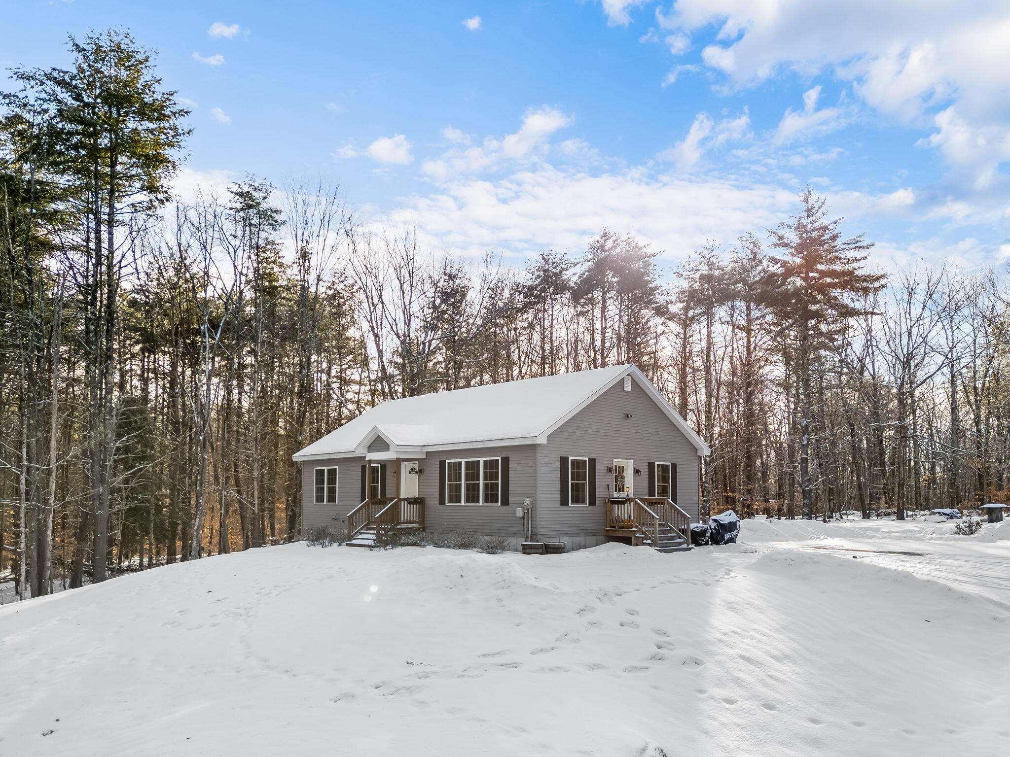 136 Mountain Road Raymond, ME 04071 - Photo 4 of 36 1-web-or-mls-136-mountain-rd