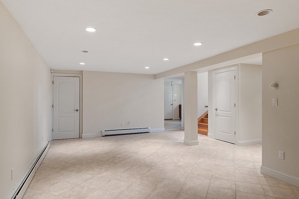 25 Viking Road Saugus, MA 01906 - Photo 20 of 33