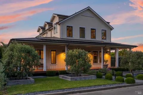 $2,975,000 | 470 Harrington Drive, Sonoma, CA 95476