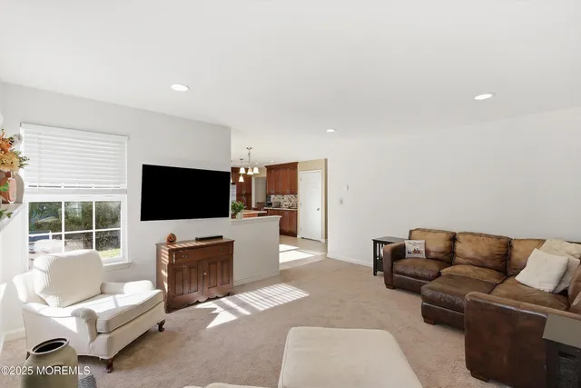 $810,000 | 17 Nate Lane, Howell, NJ 07731