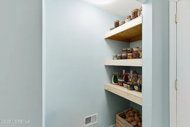 $810,000 | 17 Nate Lane, Howell, NJ 07731