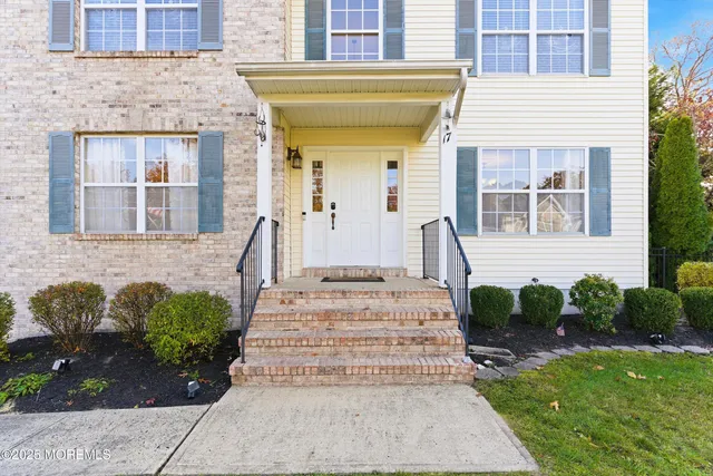 $810,000 | 17 Nate Lane, Howell, NJ 07731