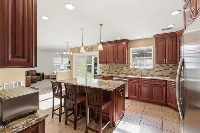 $810,000 | 17 Nate Lane, Howell, NJ 07731