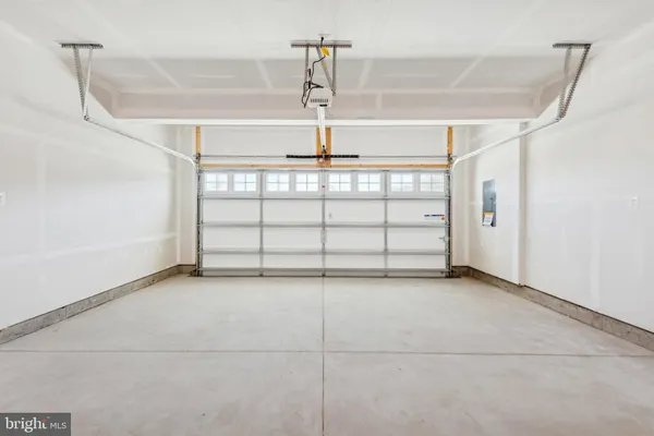 a view of a garage