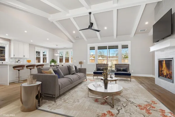 $1,250,000 | 6516 Old Redwood Highway, Windsor, CA 95492
