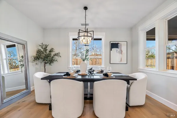 $1,250,000 | 6516 Old Redwood Highway, Windsor, CA 95492