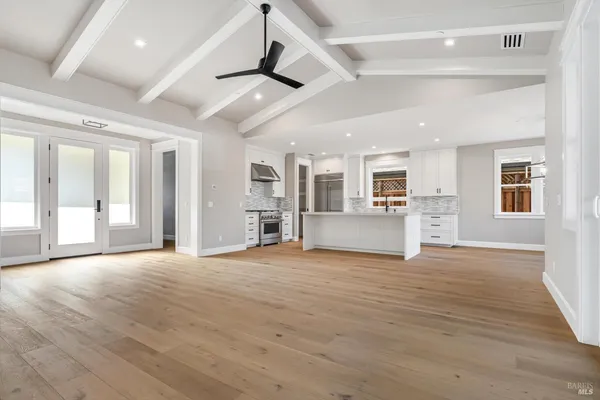 $1,250,000 | 6516 Old Redwood Highway, Windsor, CA 95492