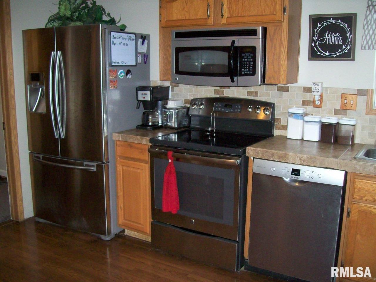 31 Friendship Road Alsey, IL 62694 - Photo 3 of 24