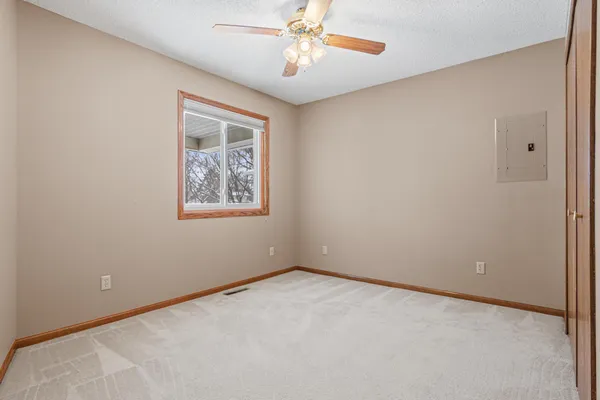$189,000 | 120 Ruth Street North, Unit 1, St. Paul, MN 55119
