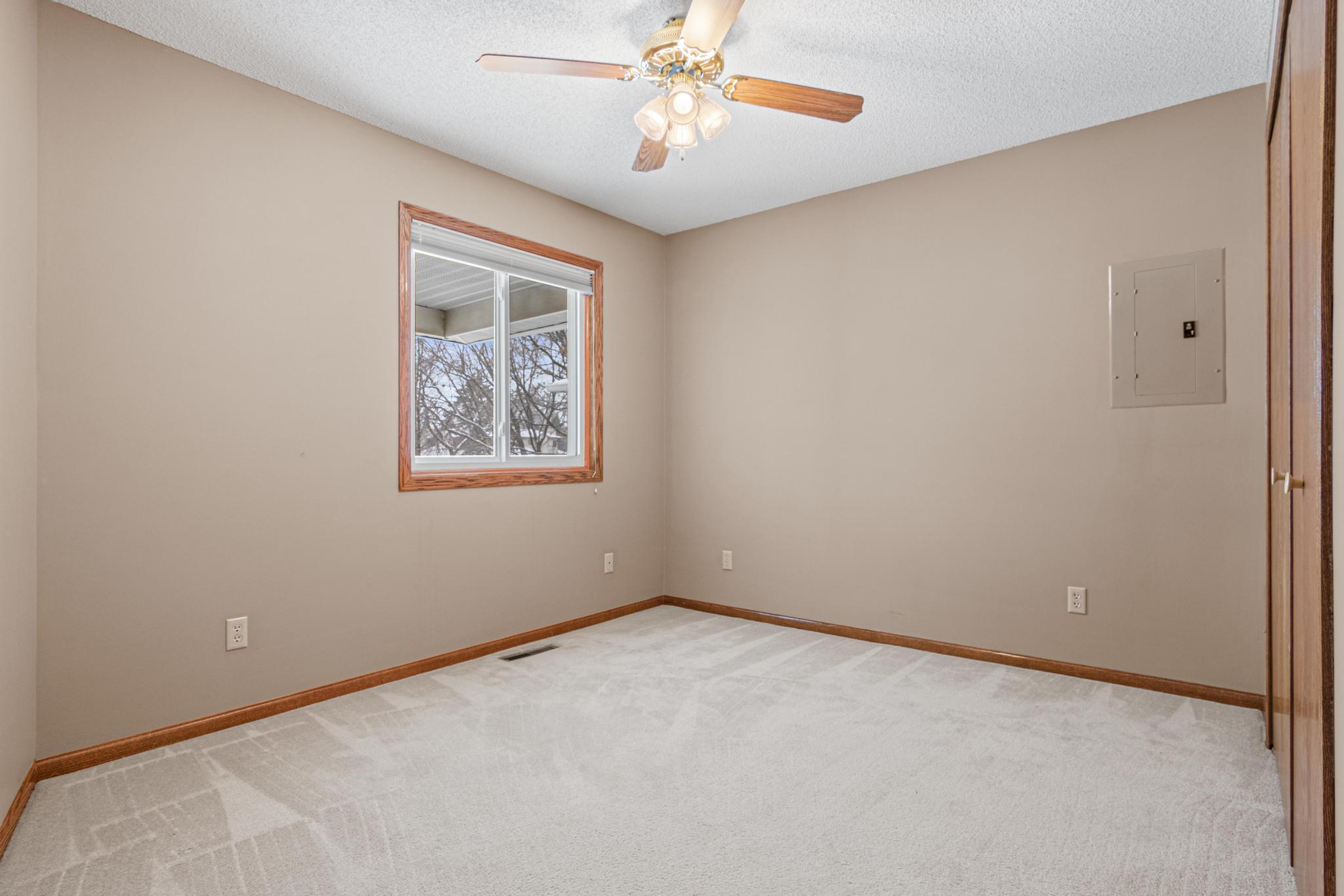 120 Ruth Street North, Unit 1 St. Paul, MN 55119 - Photo 9 of 14