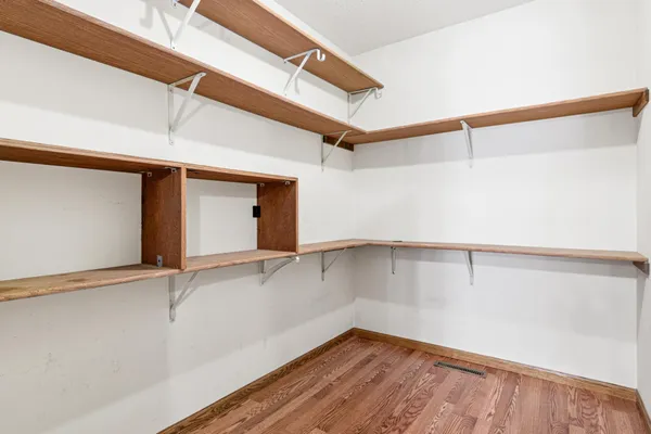 $189,000 | 120 Ruth Street North, Unit 1, St. Paul, MN 55119