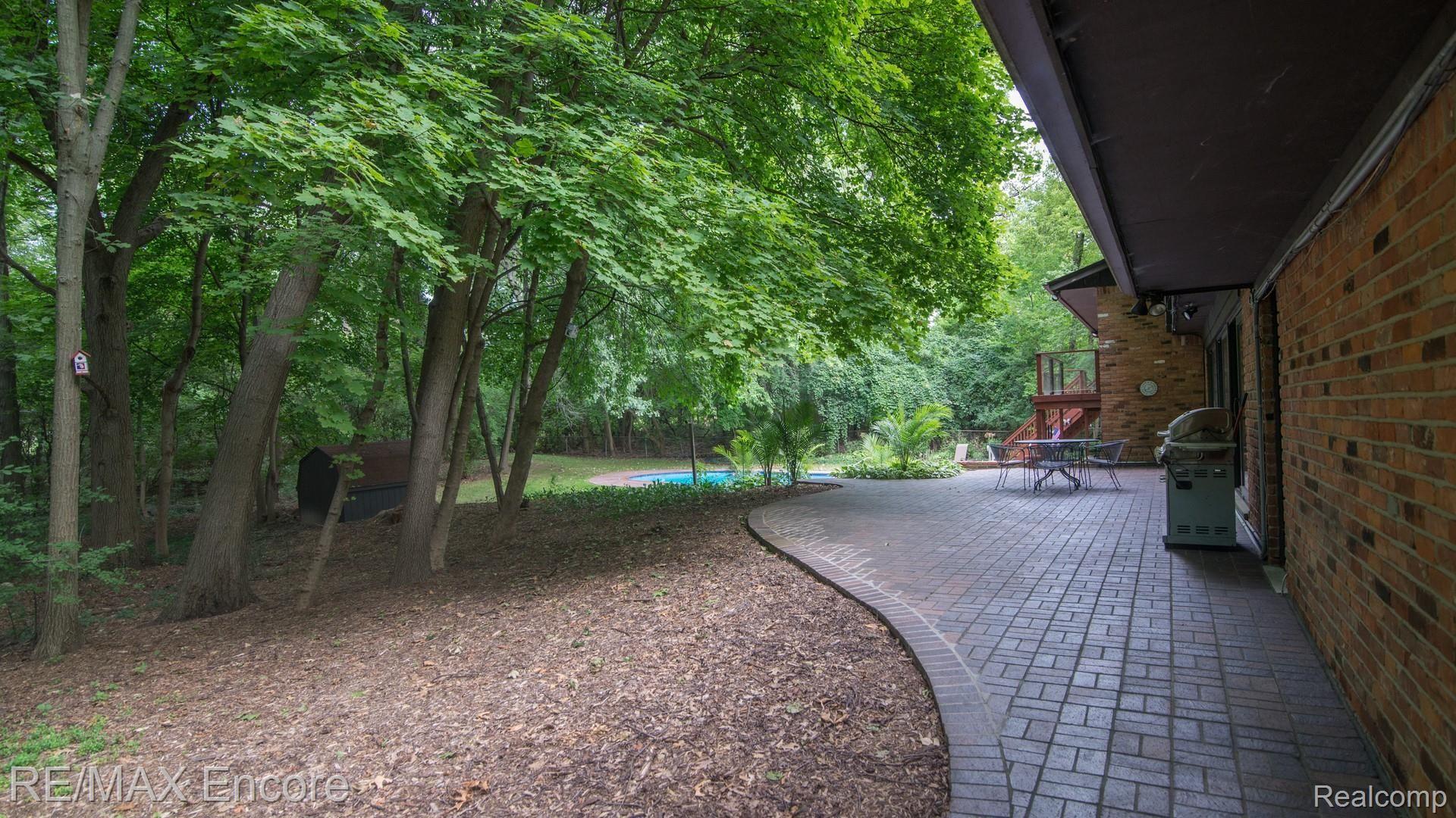 1177 Burnham Road Bloomfield Hills, MI 48304 - Photo 5 of 75 017_2.jpg