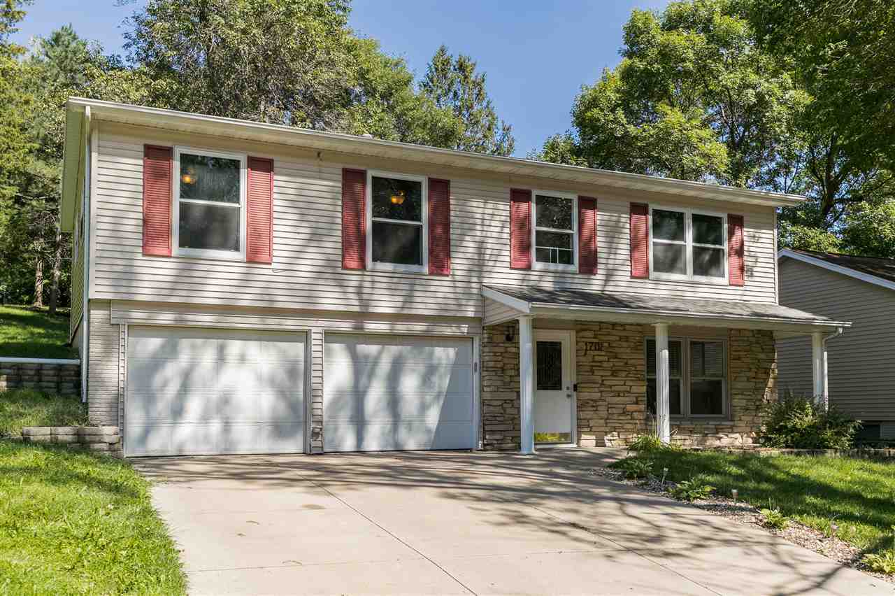 170 Chatham Road Northeast Cedar Rapids, IA 52402 - Photo 4 of 50 Gallery Image 4