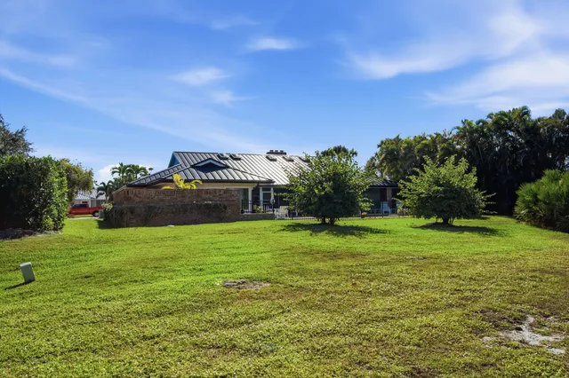 $899,000 | 5201 Southeast Burning Tree Circle, Stuart, FL 34997