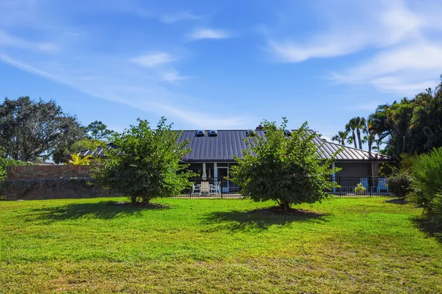 $899,000 | 5201 Southeast Burning Tree Circle, Stuart, FL 34997