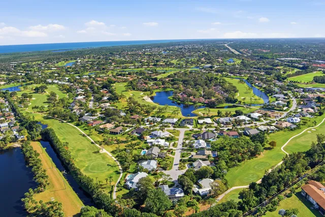 $899,000 | 5201 Southeast Burning Tree Circle, Stuart, FL 34997